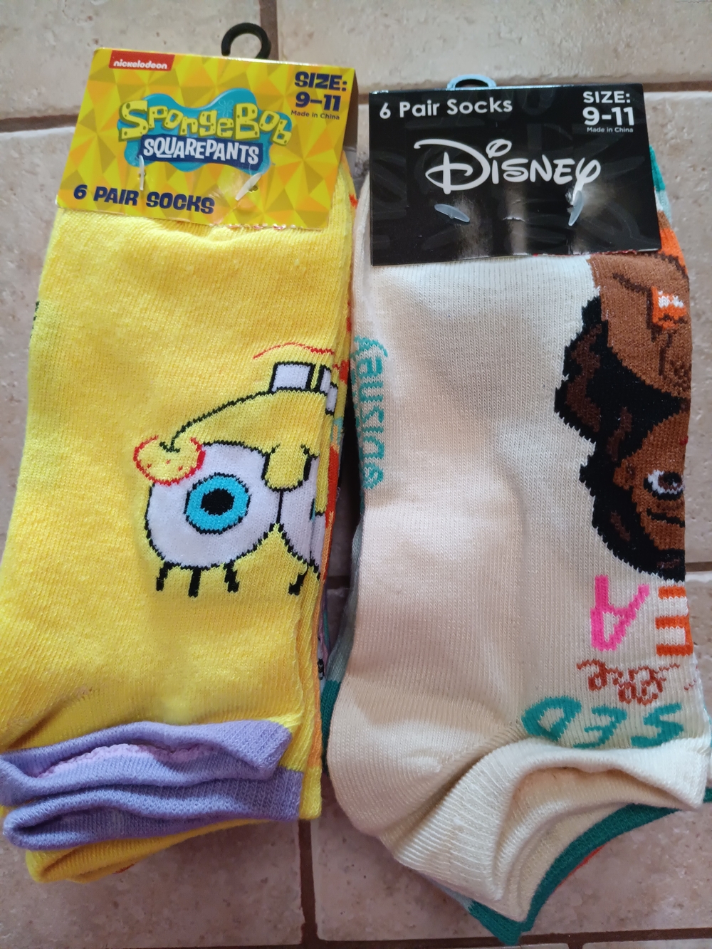SpongeBob SquarePants Yellow Girls Character Socks with Purple Accents - 6 Pair